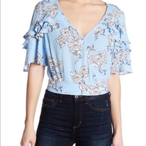Elodie floral ruffled crop top